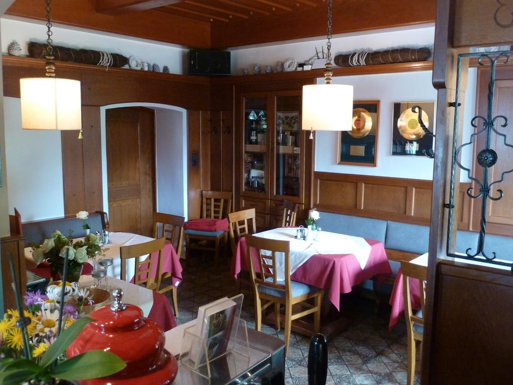 Hotel-Gasthof Strasswirt Tröpolach Екстериор снимка